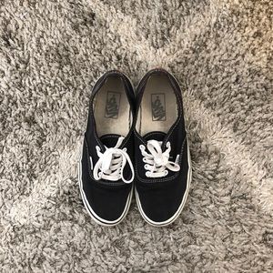 Black and white classic vans